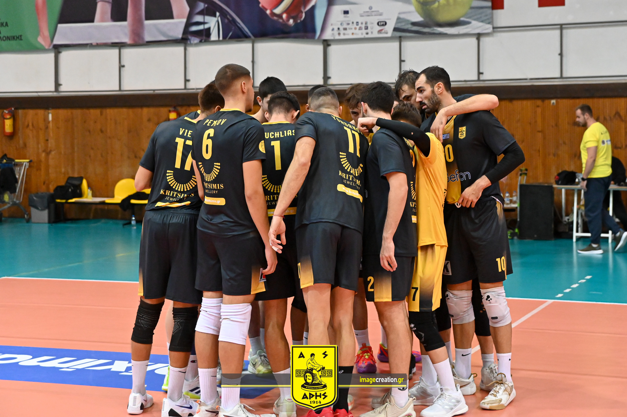 Με Πανερυθραϊκό για την παραμονή στην κορυφή